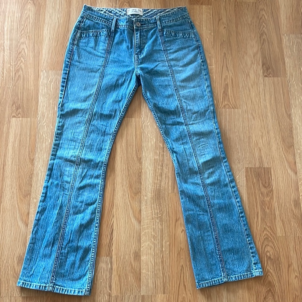 Levi’s Strauss Seamed Jeans Signature Stretch Blue Boot leg Jean  Size 10